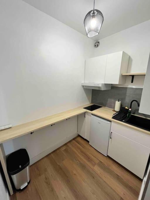 Bel Appartement Dans L'Hyper Centre De น็องต์ ภายนอก รูปภาพ